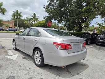 2010 Lexus ES 350 - miniatura 7