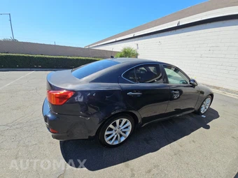 2010 Lexus IS 250 Sedan – miniatura 4