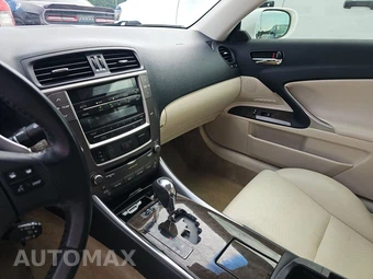 2010 Lexus IS 250C Convertible - miniatura 11