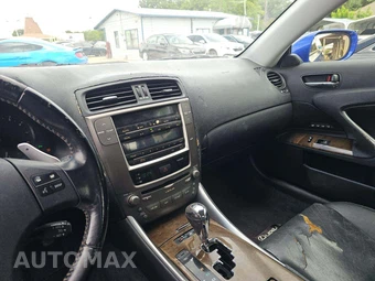 2010 Lexus IS 250C Convertible – miniatura 10