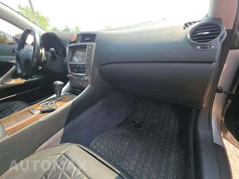 2010 Lexus IS 350C Convertible - miniatura 16