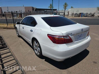 2010 Lexus LS 460 – miniatura 2
