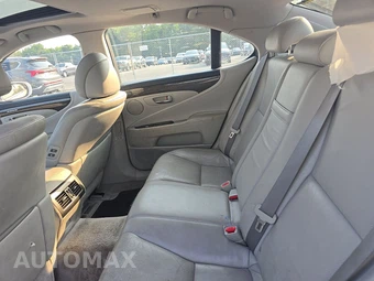 2010 Lexus LS 460 – miniatura 13