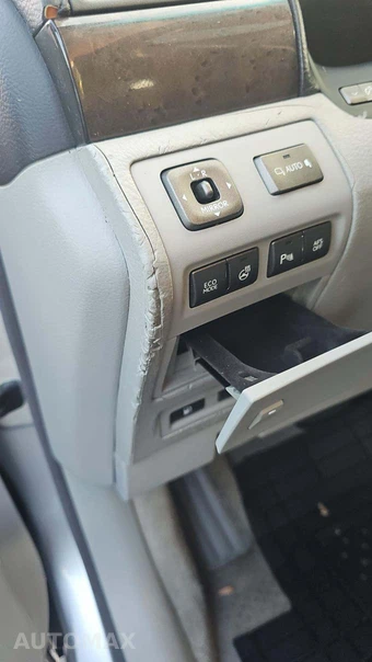 2010 Lexus LS 460 – miniatura 23