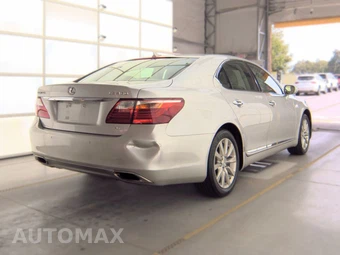2010 Lexus LS 460 – miniatura 4
