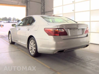 2010 Lexus LS 460 – miniatura 6