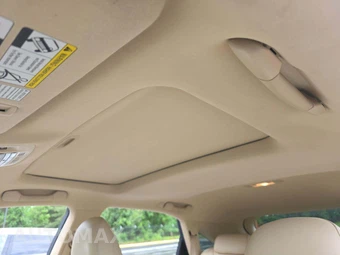 2010 Lexus RX 450h – miniatura 11