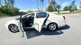 2010 Lincoln MKS – miniatura 10