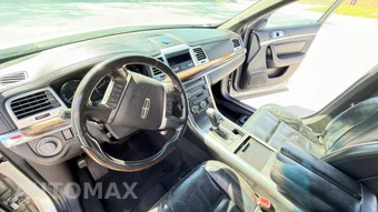 2010 Lincoln MKS – miniatura 14