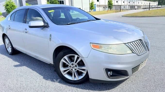 2010 Lincoln MKS – miniatura 4