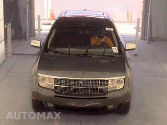 2010 Lincoln MKX - miniatura 2