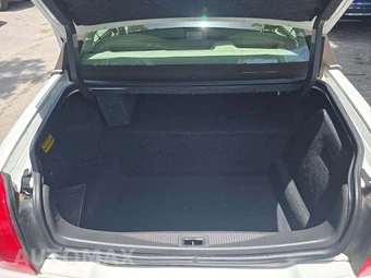 2010 Lincoln Town Car Signature Limited – miniatura 11