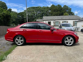 2010 Mercedes-Benz C 300 – miniatura 14