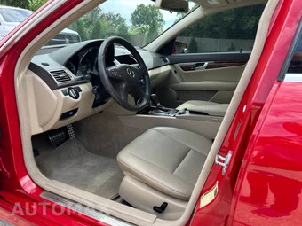 2010 Mercedes-Benz C 300 – miniatura 21