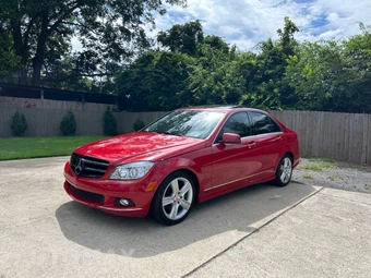 2010 Mercedes-Benz C 300 – miniatura 3
