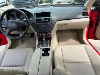 2010 Mercedes-Benz C 300 – miniatura 32