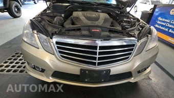 2010 Mercedes-Benz E 350 4MATIC Sedan – miniatura 19