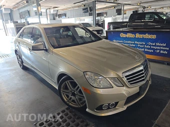 2010 Mercedes-Benz E 350 4MATIC Sedan – miniatura 3