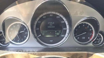 2010 Mercedes-Benz E 350 4MATIC Sedan – miniatura 25
