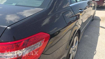 2010 Mercedes-Benz E 350 4MATIC Sedan – miniatura 36