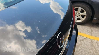 2010 Mercedes-Benz E 350 Sedan - miniatura 21