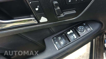 2010 Mercedes-Benz E 350 Sedan - miniatura 22