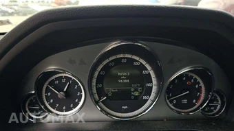 2010 Mercedes-Benz E 350 Sedan - miniatura 25