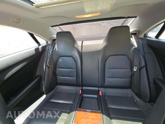 2010 Mercedes-Benz E 550 Coupe – miniatura 13