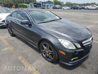 2010 Mercedes-Benz E 550 Coupe – miniatura 3