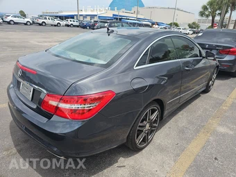 2010 Mercedes-Benz E 550 Coupe – miniatura 4