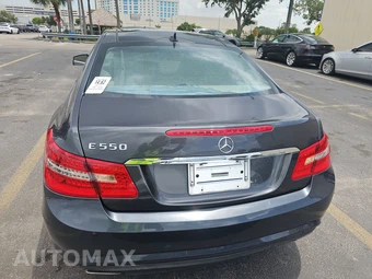 2010 Mercedes-Benz E 550 Coupe – miniatura 5