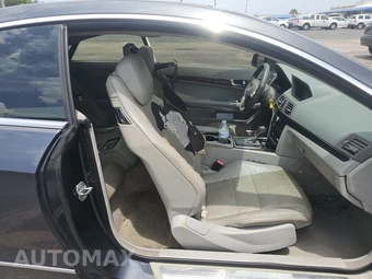 2010 Mercedes-Benz E 550 Coupe – miniatura 8