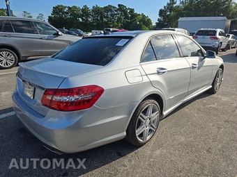 2010 Mercedes-Benz E 550 Sedan – miniatura 4
