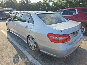 2010 Mercedes-Benz E 550 Sedan – miniatura 6
