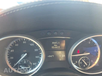 2010 Mercedes-Benz GL 350 BlueTEC 4MATIC - miniatura 12