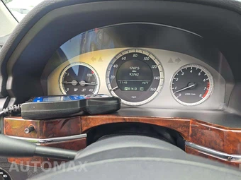 2010 Mercedes-Benz GLK 350 4MATIC – miniatura 9