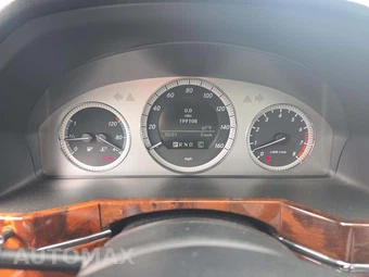 2010 Mercedes-Benz GLK 350 - miniatura 6