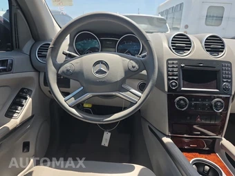 2010 Mercedes-Benz ML 350 - miniatura 10