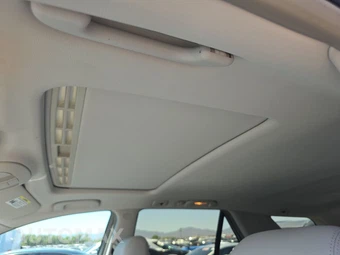 2010 Mercedes-Benz ML 350 - miniatura 17