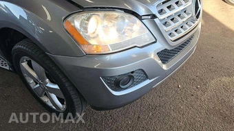 2010 Mercedes-Benz ML 350 - miniatura 21