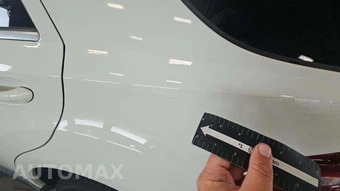 2010 Mercedes-Benz ML 350 - miniatura 32
