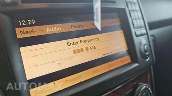 2010 Mercedes-Benz ML 350 – miniatura 40