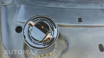 2010 Mercedes-Benz ML 550 – miniatura 18