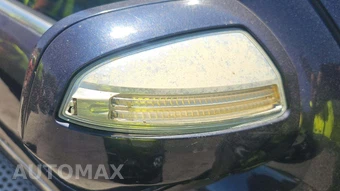 2010 Mercedes-Benz ML 550 – miniatura 22