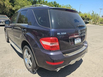 2010 Mercedes-Benz ML 550 – miniatura 6