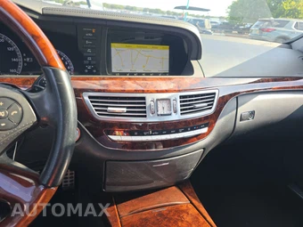 2010 Mercedes-Benz S 550 - miniatura 17