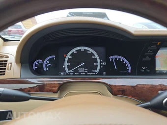 2010 Mercedes-Benz S 550 - miniatura 12