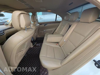 2010 Mercedes-Benz S 550 - miniatura 13