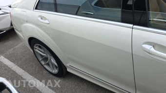 2010 Mercedes-Benz S 550 - miniatura 23