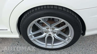 2010 Mercedes-Benz S 550 - miniatura 31